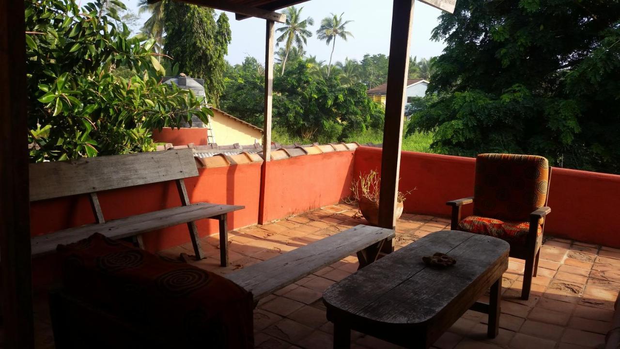 Big Milly'S Backyard Hotell Kokrobite Exteriör bild